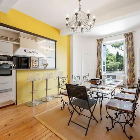 La Majestueuse Cite Apartment Каркасон Екстериор снимка