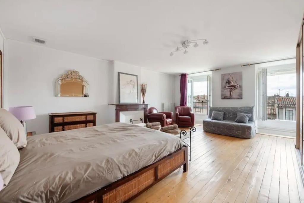 La Majestueuse Cite Apartment Каркасон Екстериор снимка